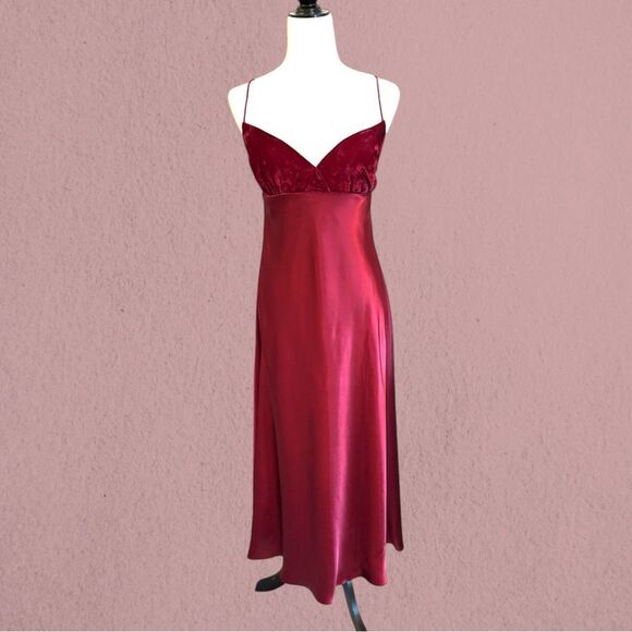 Vintage Silk & Satin burgundy satin and velvet slip dress - Picture 1 of 10